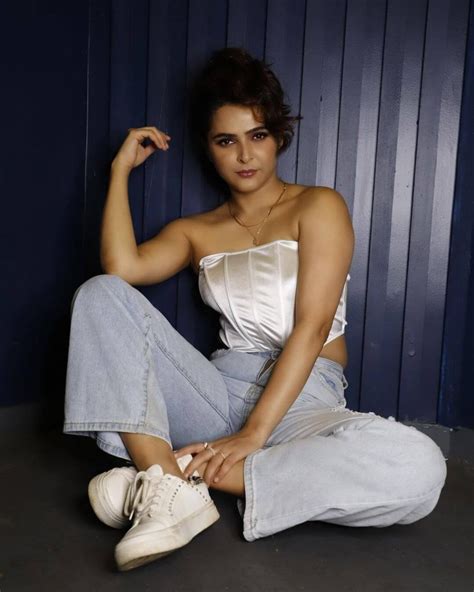 Madhurima Tuli Awestruck Looks And Outfits K Fashion