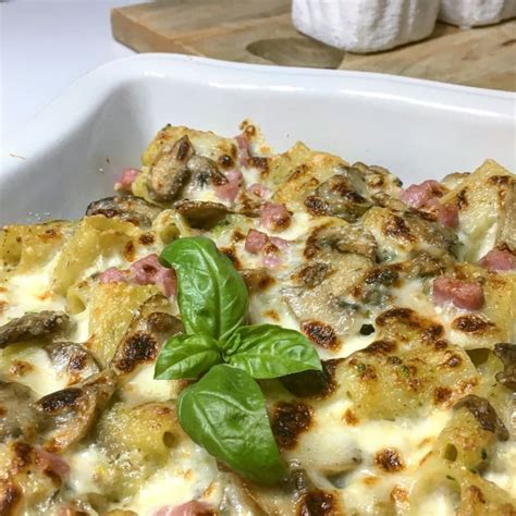 Pasta Al Forno Con Funghi Zucchine E Prosciutto Ricetta Oreegano