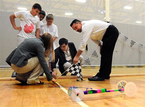 East Haven Public Schools competition stimulates young minds (video)