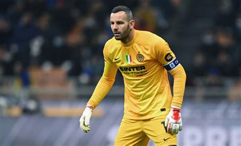 Handanovic permanenza all Inter sempre più vicina Inter News 24