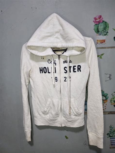 Authentic Hollister, Women's Fashion, Coats, Jackets and Outerwear on ...