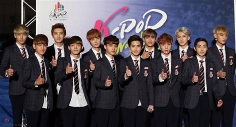 Lirik Lagu Lagu Let Me In EXO Neoui Du Nun