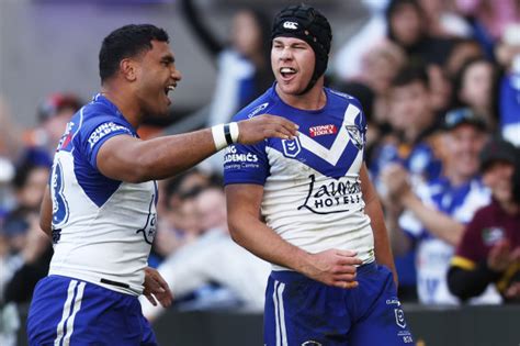 Nrl 2023 Matt Burton Re Signs With Canterbury Bulldogs On Five Year Deal