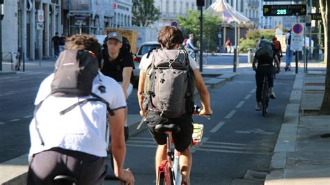 Lyon Un Cycliste Dans Un Tat Critique Apr S Avoir Grill Un Feu