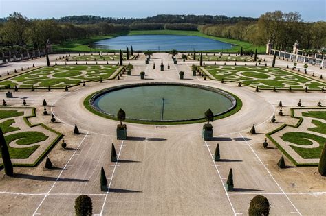 Elements Of French Garden Design Eye Of The Day