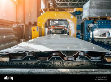 Conveyor Belt Or Line With Finished Packaged Metal Roof Tiles In