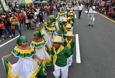 El Triunfo Inicia Las Festividades Con Un Pregon Folclorico