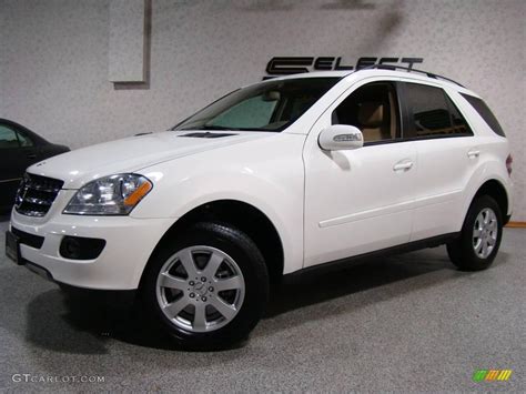 Alabaster White Mercedes Benz Ml Matic Photo