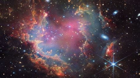 El Telescopio James Webb Revela Los Secretos De Una Galaxia Oculta Por