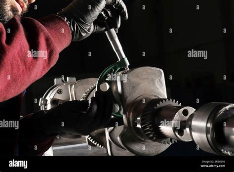 Master Makes Metal Hardness Measurement Crankshaft Stock Photo Alamy