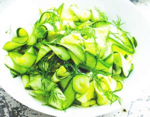 Salade de courgettes marinées