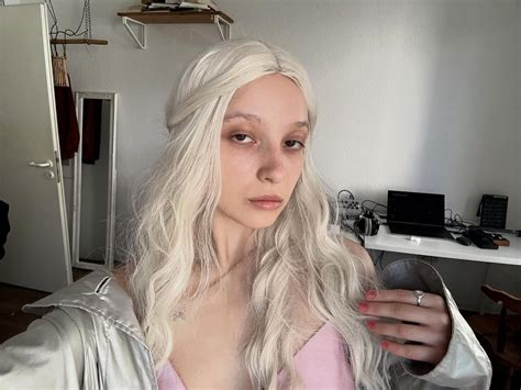 I Miss My Blonde Hair Soooo Much Unfortunately Its Not Possible For Me To Have Both Healthy