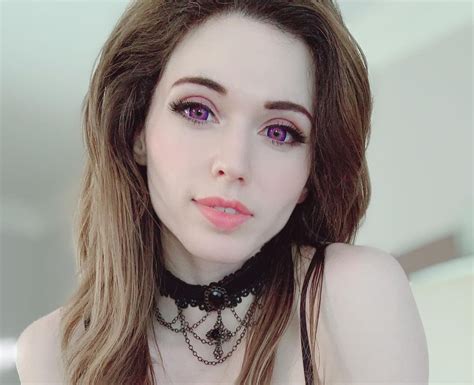 Kaitlyn Siragusa Amouranth Age Net Worth Husband Wiki The Best