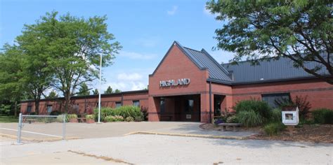 Highland Elementary School | Riverside, Iowa | highlandhuskies.org