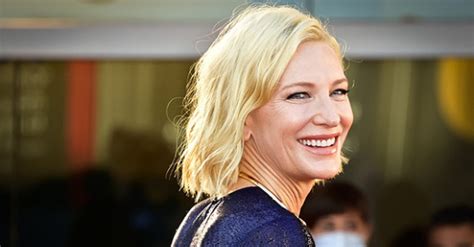 Cate Blanchett Lució Radiante Con Este Traje Negro En La Alfombra Roja De Festival De Venecia