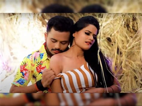 Golu Gold Neha Raj Latest Bhojpuri Song Halla Bhail Ba Video Viral