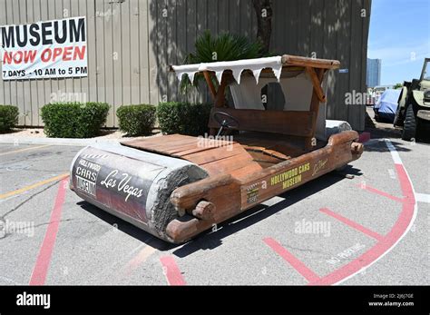 Flintstones Car Hi Res Stock Photography And Images Alamy