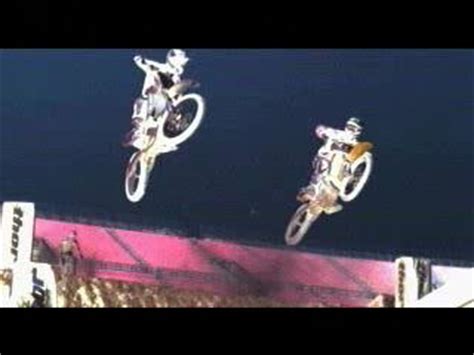 Supercross-The-Movie - Trailer - Cast - Showtimes - NYTimes.com