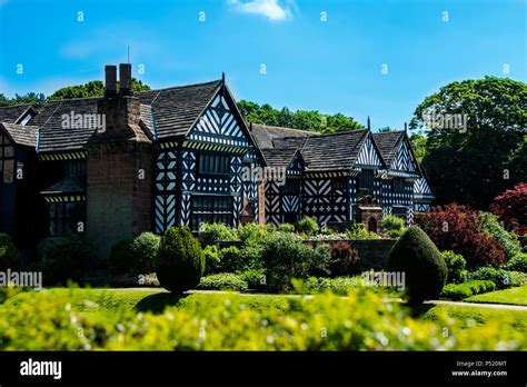 Speke Hall Ist Ein Holz Gestaltete Wattle Und Daub Tudor Manor House In