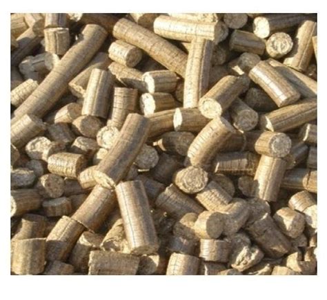 Dark Brown Sawdust Groundnut Biomass Pellets Thickness 10 Mm At Rs