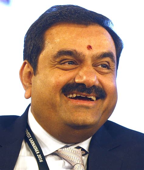 Indian coal magnate Gautam Adani goes green - Pedfire