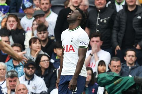 Terror Fica Actuaci N De Davinson S Nchez En Inglaterra El Peri Dico