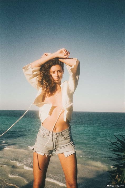 Maya Singer Nude Pics Vids The Fappening