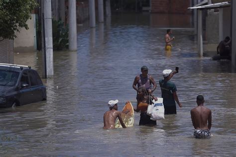 Inundaciones En Brasil Provocan Daños Y Muerte De Al Menos 11 Personas