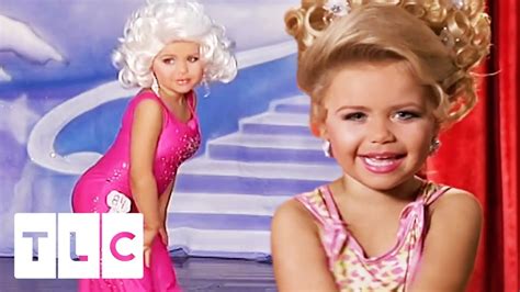 Mini Dolly Parton Wows Judges At The Hearts And Crowns Pageant