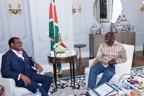 President William Ruto Courtesy Calls On The Sidelines Of Unga In New