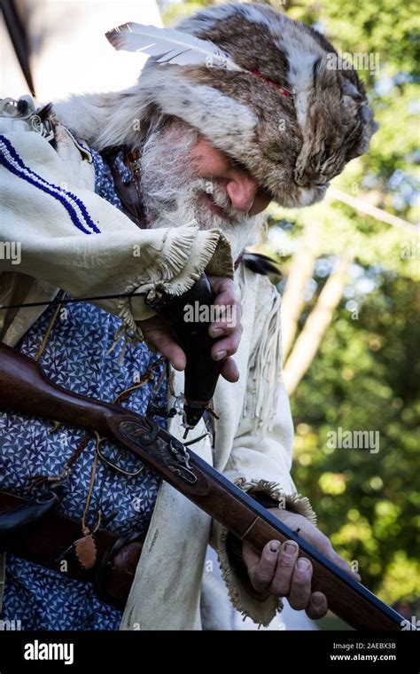 Fur Trapper Hi Res Stock Photography And Images Alamy