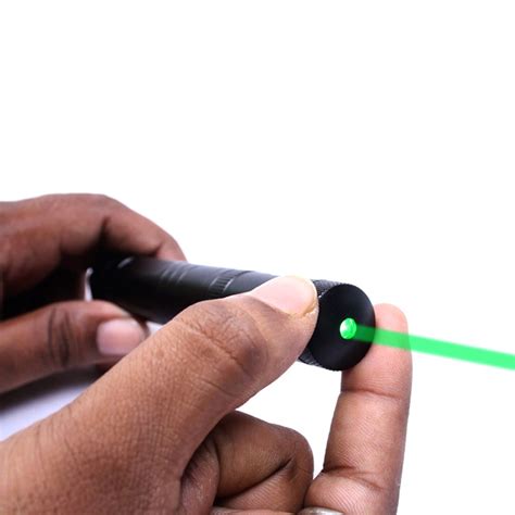 500 Mw Rechargeable Green Laser Pointer Pen Bright 5 Mile Battery