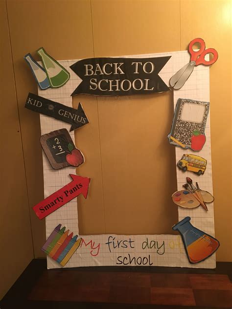 Back To School Selfie Frame School Frame Preschool Arts And Crafts