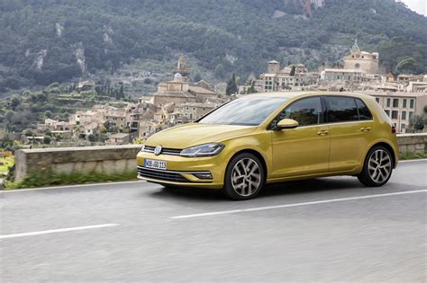 Uusi Volkswagen Golf - Volkswagen Suomi