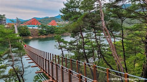 Jecheon Oksunbong Suspension Bridge 제천 옥순봉 출렁다리 VISITKOREA