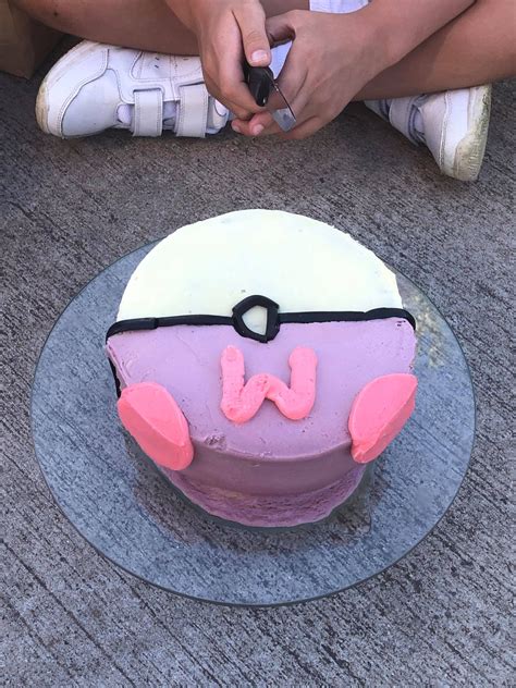 Master Ball Cake