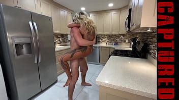 Hijastro Se Folla A La Madrastra Rubia Tatuada Como Un Salvaje XVIDEOS