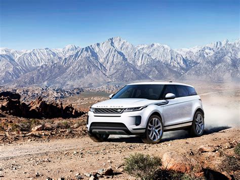 Range Rover's New Evoque Is Made to Conquer the Parking Lot | WIRED