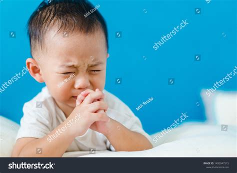 992 Children Praying Bed Images Stock Photos And Vectors Shutterstock