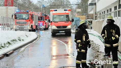 Blaulicht Und Martinshorn Feuerwehr Polizei Sowie Brk Im Einsatz Und