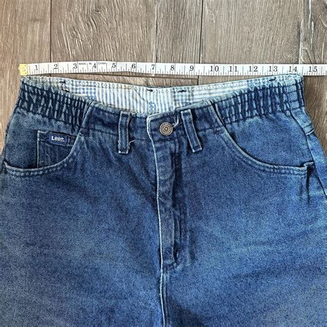 LEE Denim jeans🩵 Measurements : labeled 6 but... - Depop