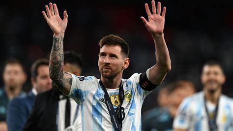 Feliz Cumpleaños Leo Lionel Messi cumple 35 años y sueña con el