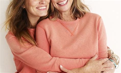 Lauren Hutton And Her Daughter Familia 2 Pinterest Lauren Hutton Daughters And Celebrity