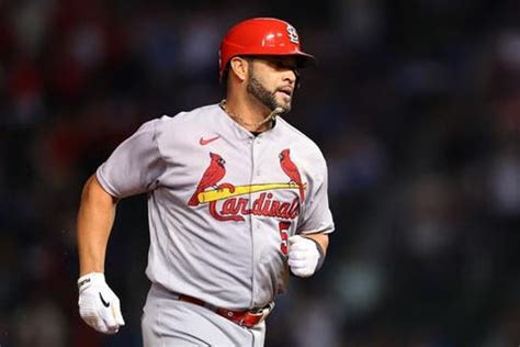 Albert Pujols Conecta Jonr N Y Se Pone A Siete Del Club De Los