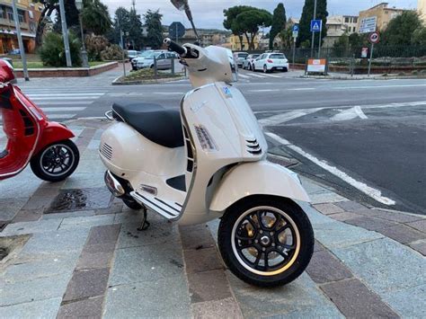 Vespa Gts Nuova My Nuove Annunci Insella