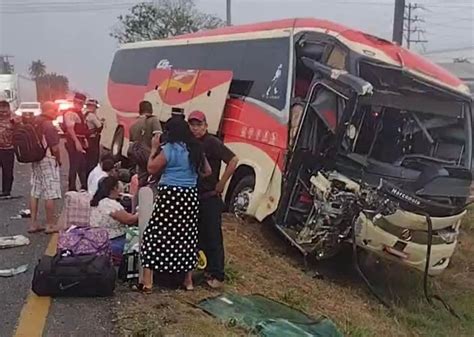 Aparatoso Accidente En La Carretera Villahermosa Cardenas Deja Va