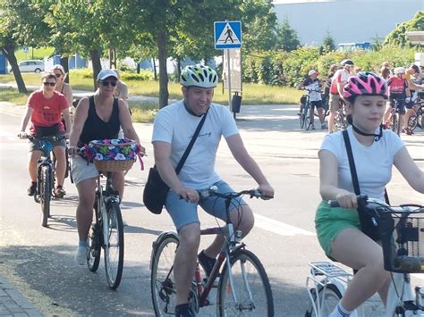 Zduńskowolanie kręcili kilometry dla miasta podczas rajdu Rowerowa