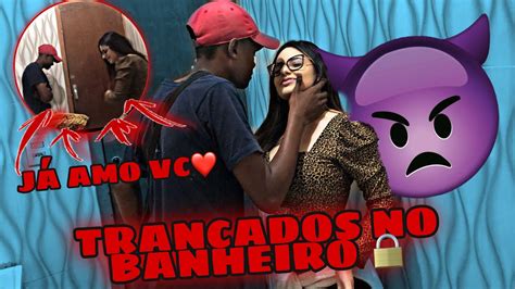 TRANQUEI NEGUINHO DA 20 SUA CRUSH NO BANHEIRO ELES APRONTARAM