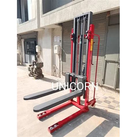 Strong Manual Hydraulic Pallet Stacker At Best Price In Ahmedabad