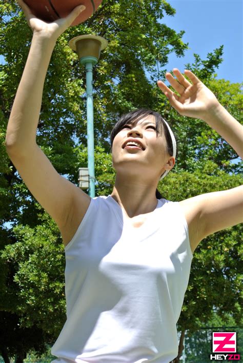 UGJ Japan Hardcore Saki Aoyama 青山沙希 バスケットガール高身長な女と3P Caribbeancompr 013019 001